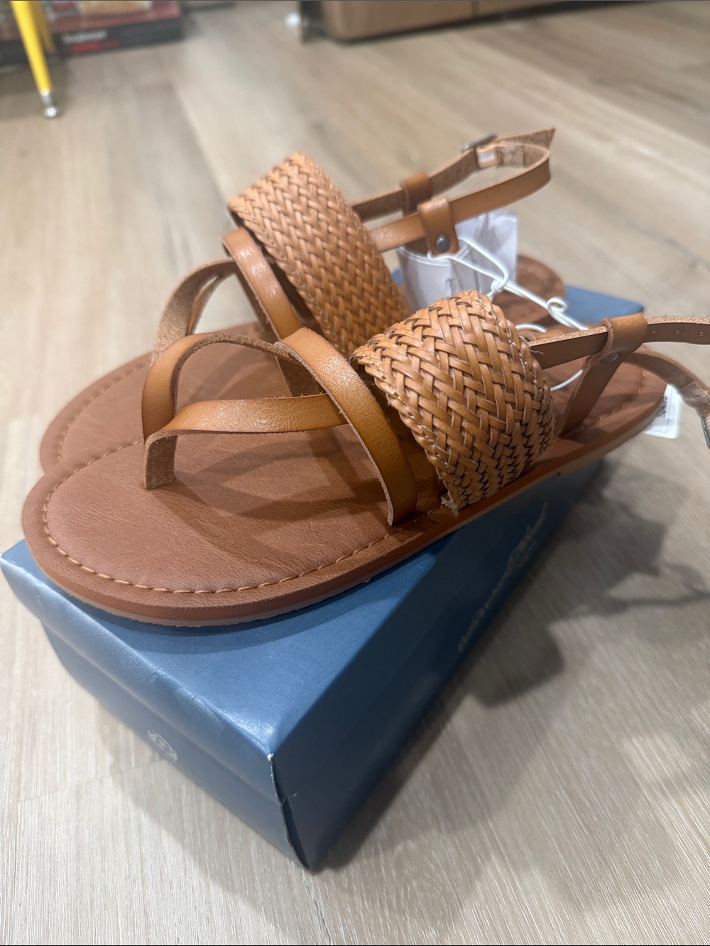 Universal Thread Woven Strap Tan Leather Sandals